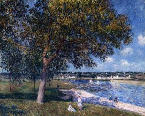 Walnut Tree in a Thomery Field -  Alfred Sisley Oil Painting
