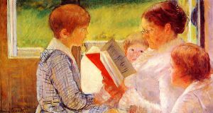 Mrs Cassatt Reading to Her Grandchildren - Mary Cassatt oil painting,
