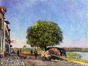 Le Marronier Saint-Mammes - Alfred Sisley Oil Painting